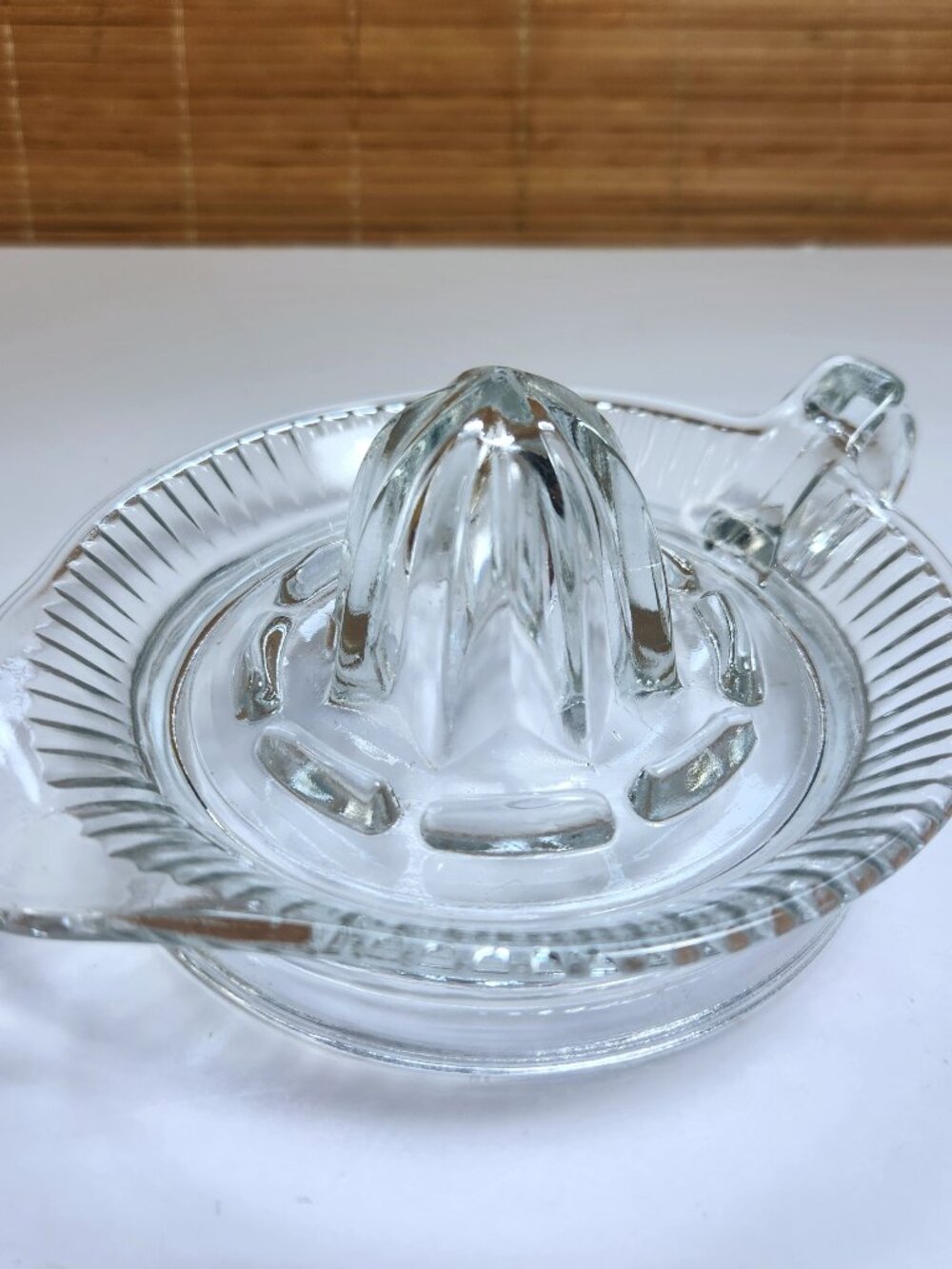 Vintage Clear Glass Citrus Juicer Reamer Heavy Ribbed Hand Squeezer With Handle